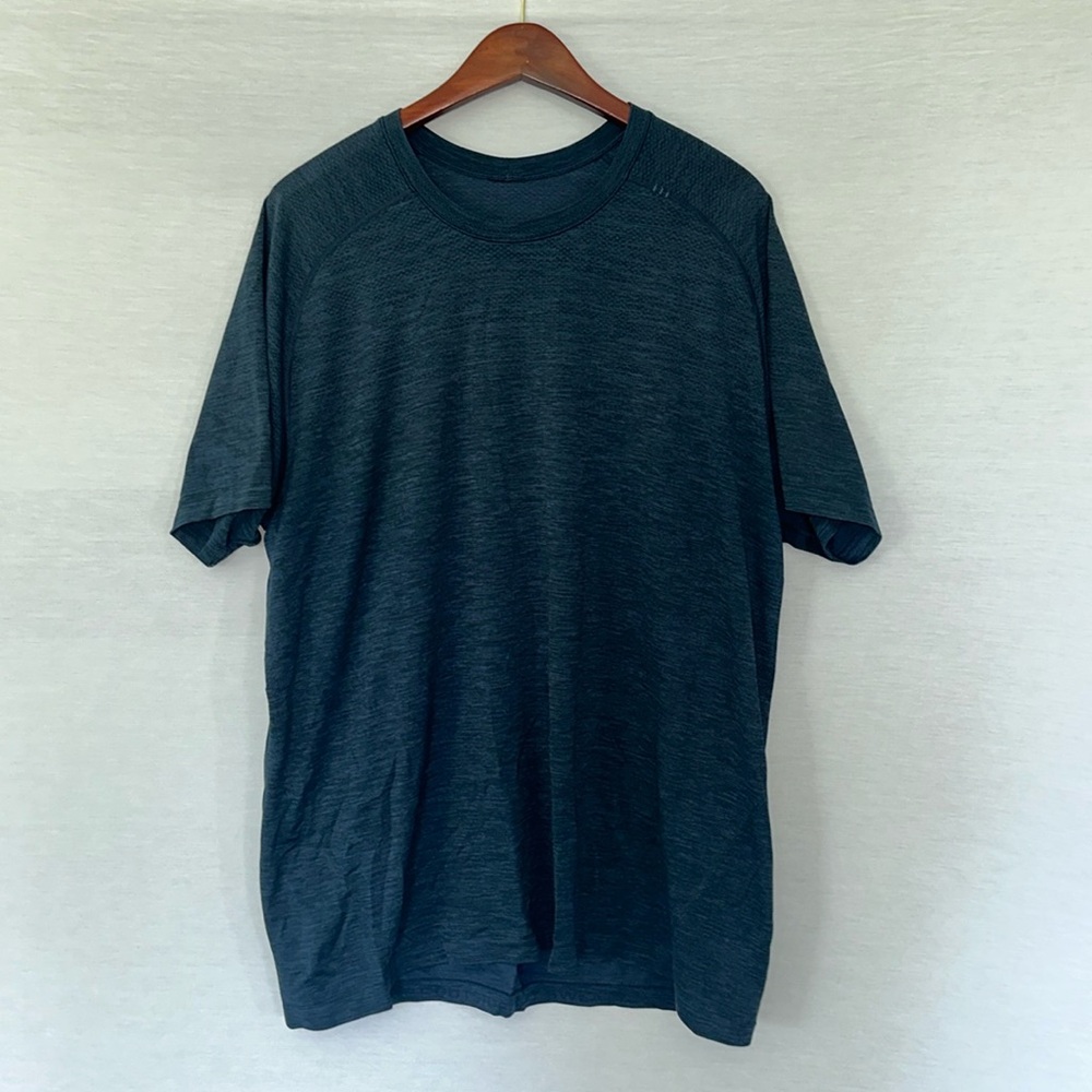 Navy Lululemon Short Sleeve Shirt